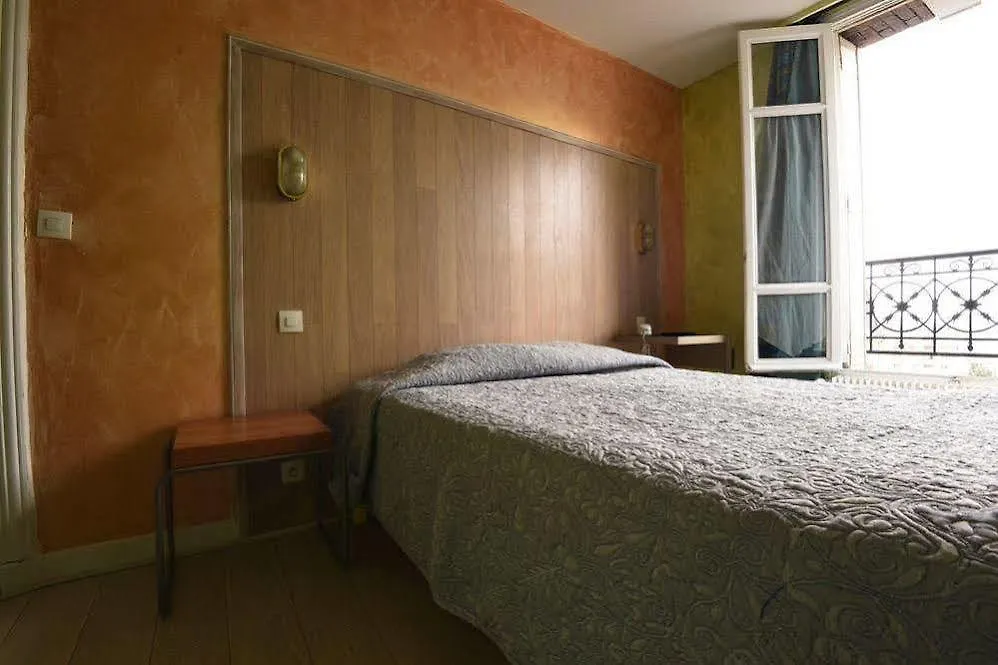 Sacre Coeur Green Spirit S Paris Hotel 2*,