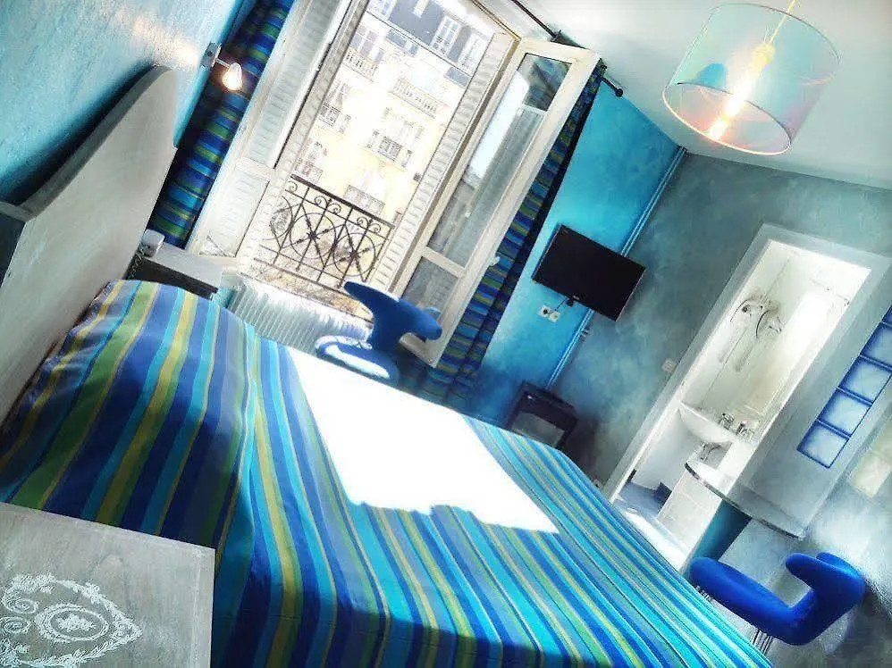 Sacre Coeur Green Spirit S Paris Hotel 2*,  France